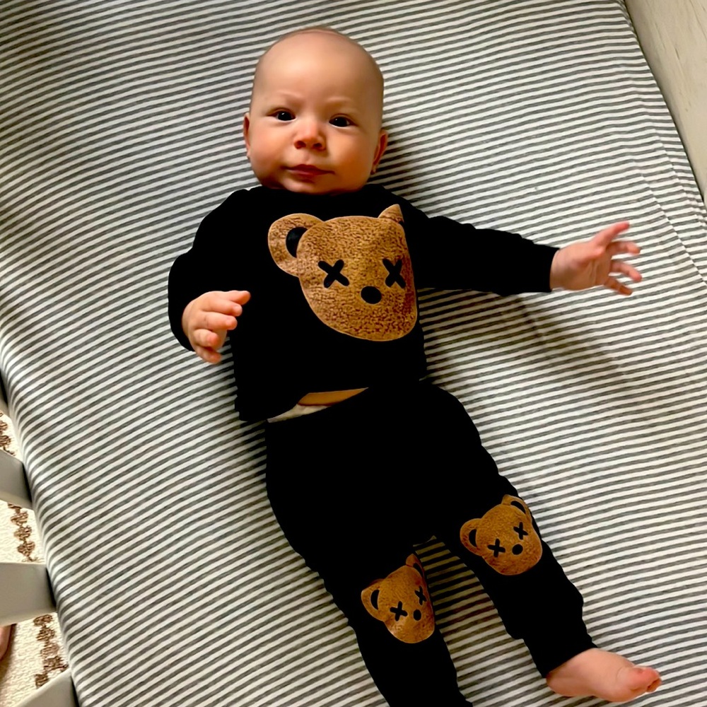 Teddy bear sweatsuit pants shirt black with brown bear graphics baby 3-6 months